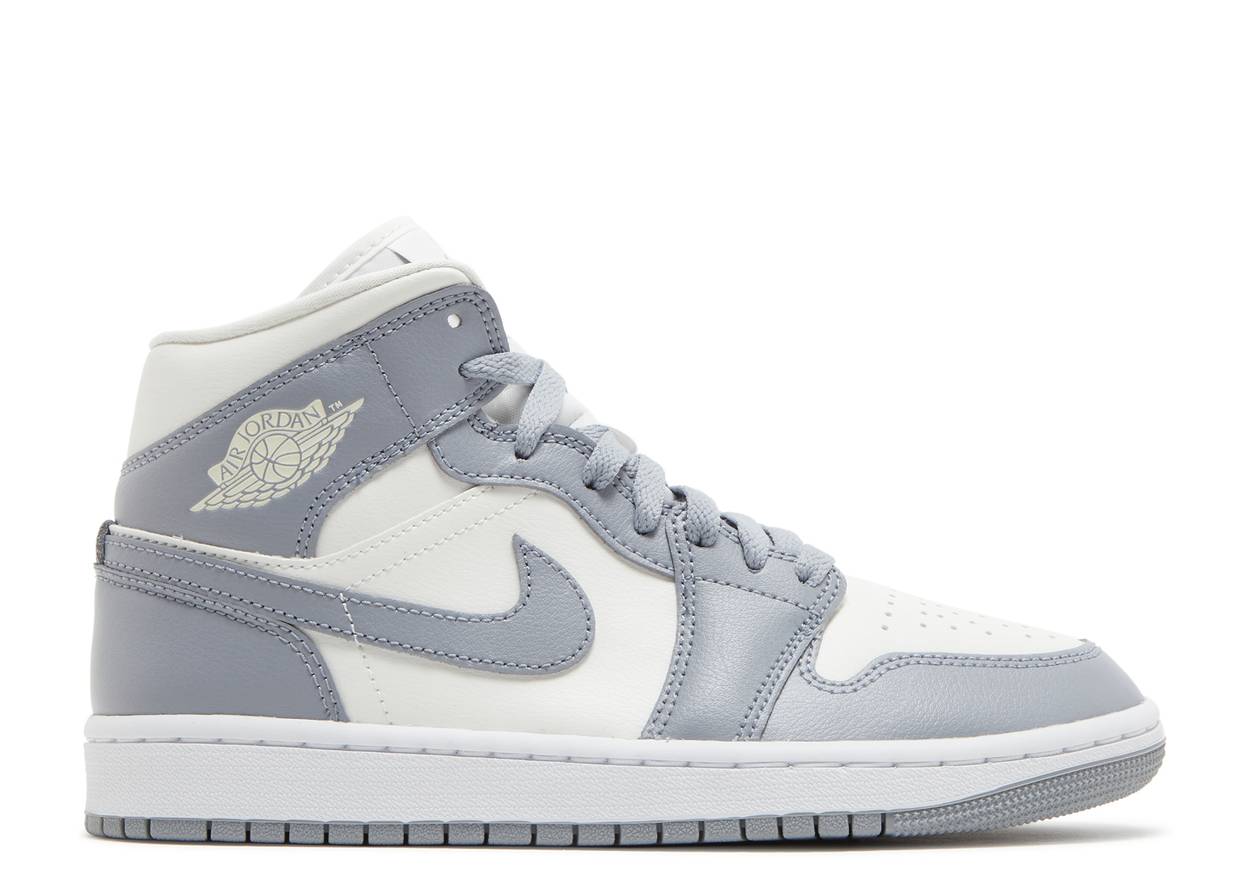 Air Jordan 1 Mid ‘Stealth’ W