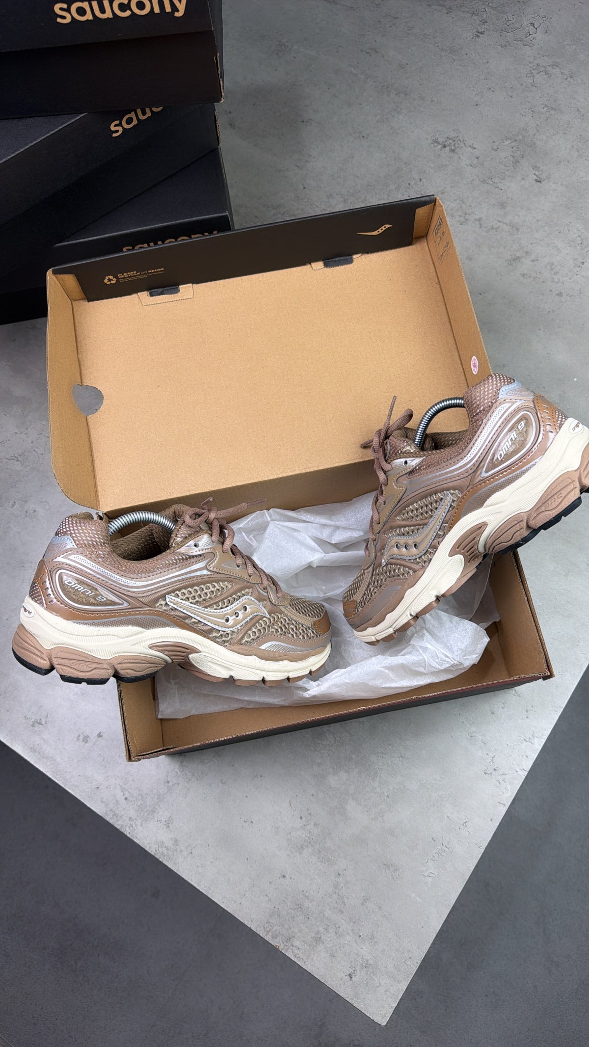 Saucony Omni 9 ‘Light Chocolate’