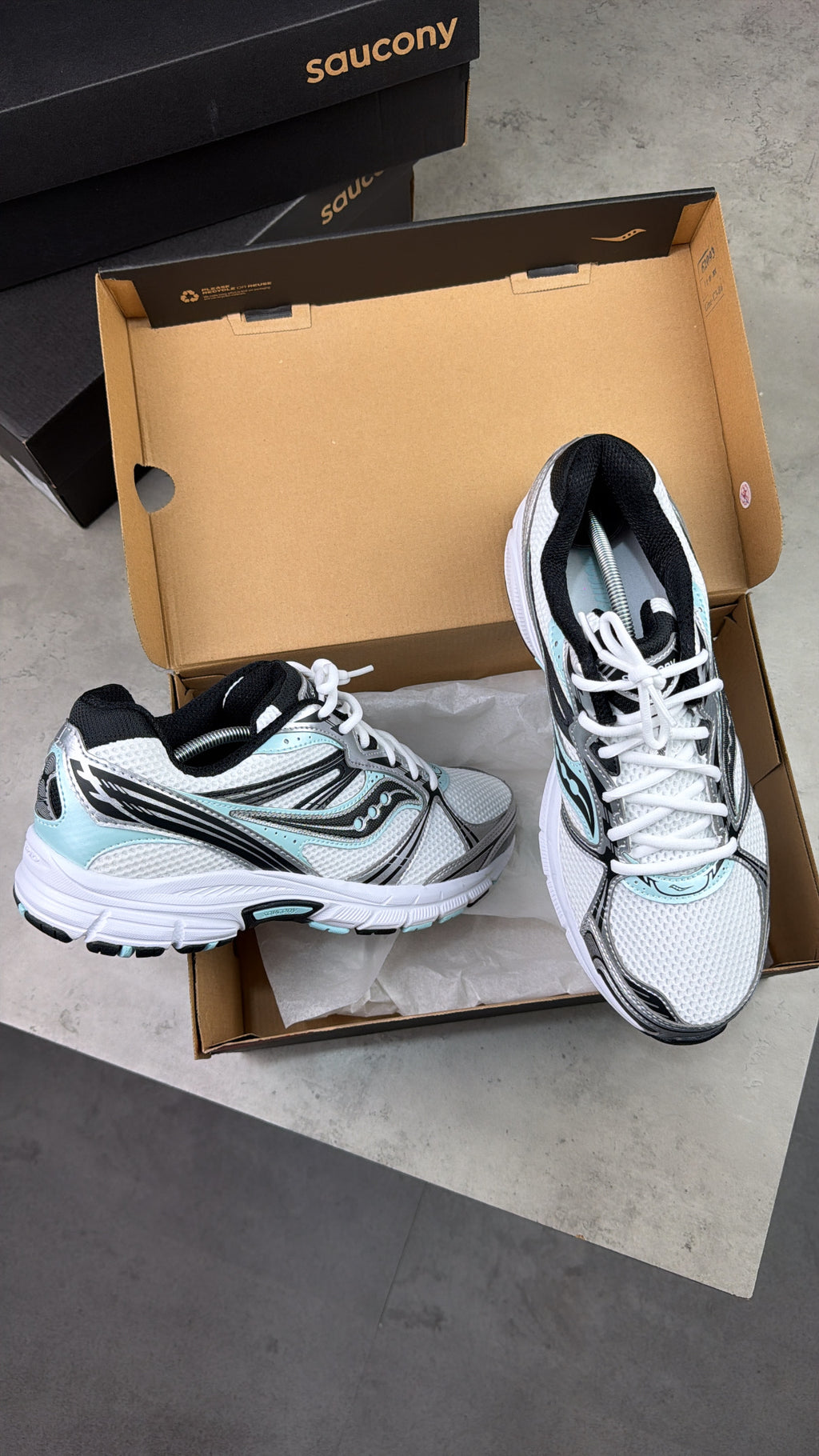 Saucony Guide Legacy ‘Mint White’