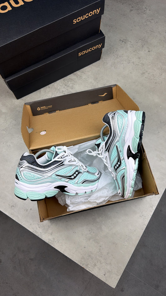 Saucony Omni 9 ‘Aqua’