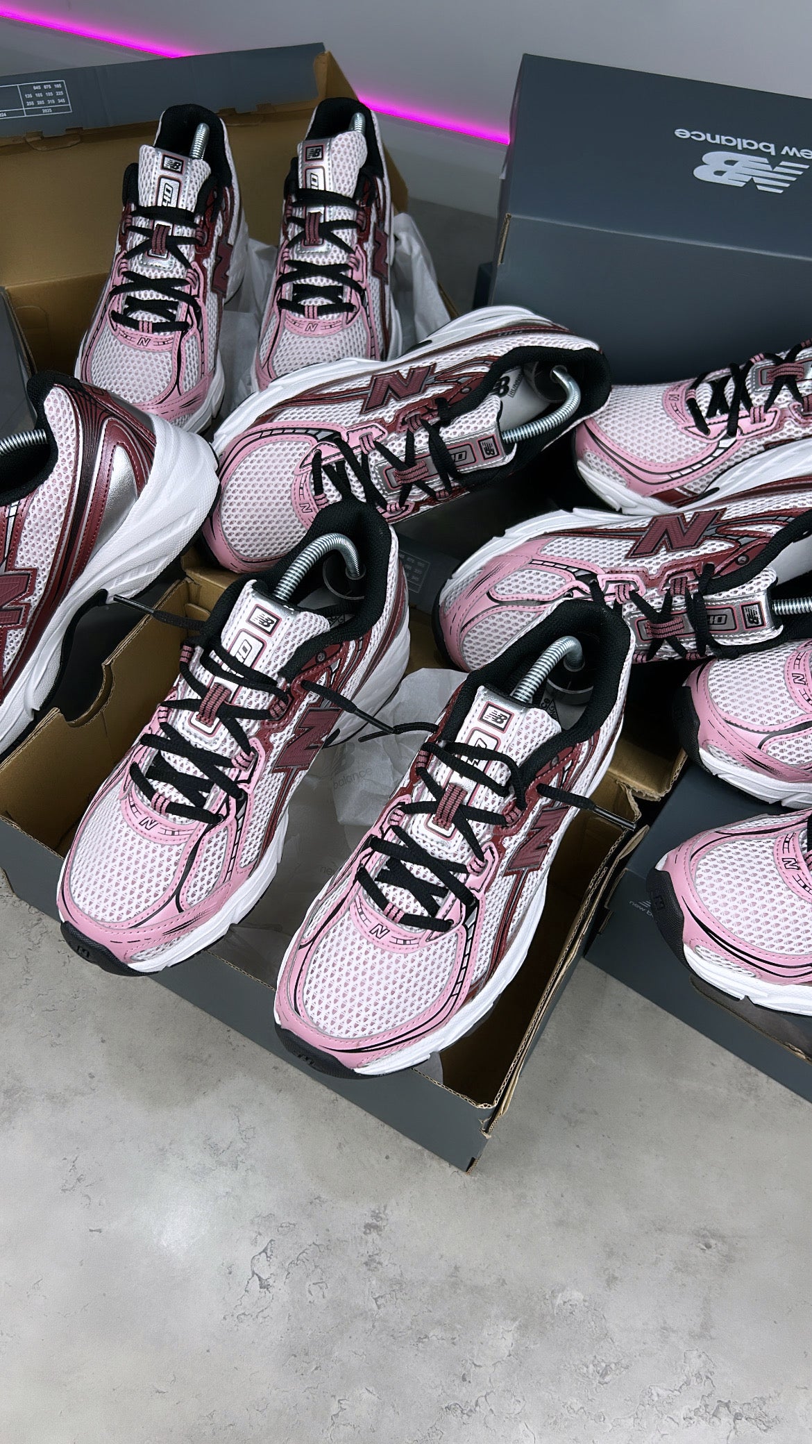 New Balance 740 ‘Wine Pink’