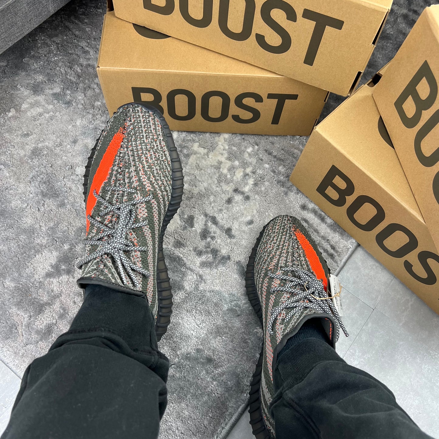 Yeezy 350 Boost V2 ‘Carbon Beluga’